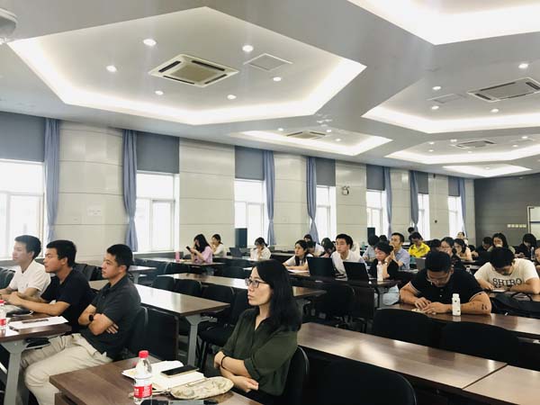 北京大学第六医院联合北京大学马克思主义学院讲师团开展“新时代 新青年 新使命”主题宣讲活动 (6).jpg